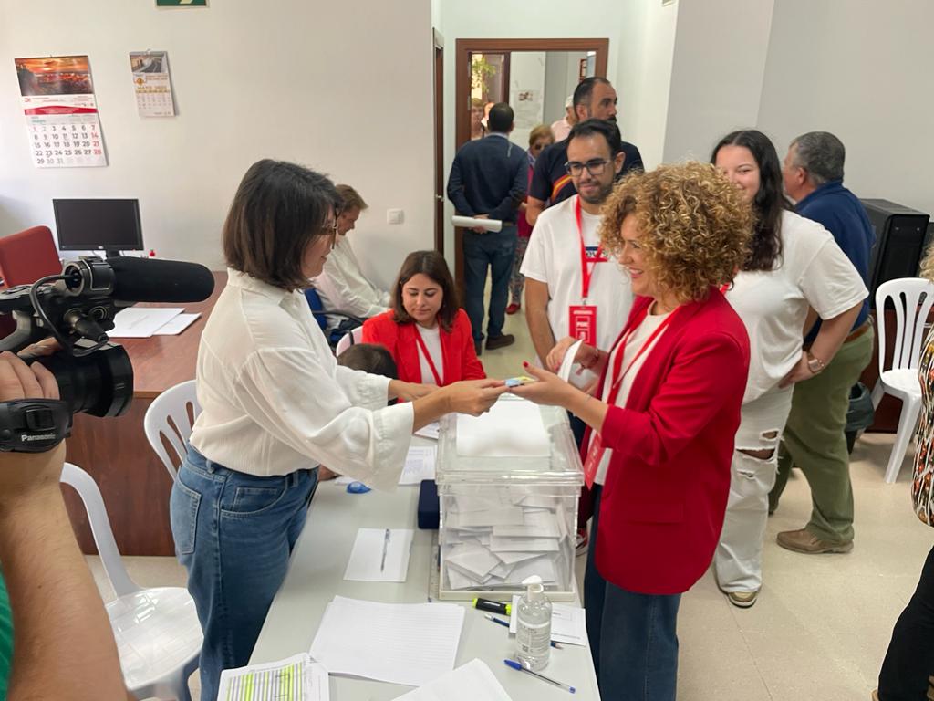 María Eugenia Limón anima a la participación en las elecciones para decidir “qué proyectos y en manos de quién queremos dejar el futuro de nuestros hijos”