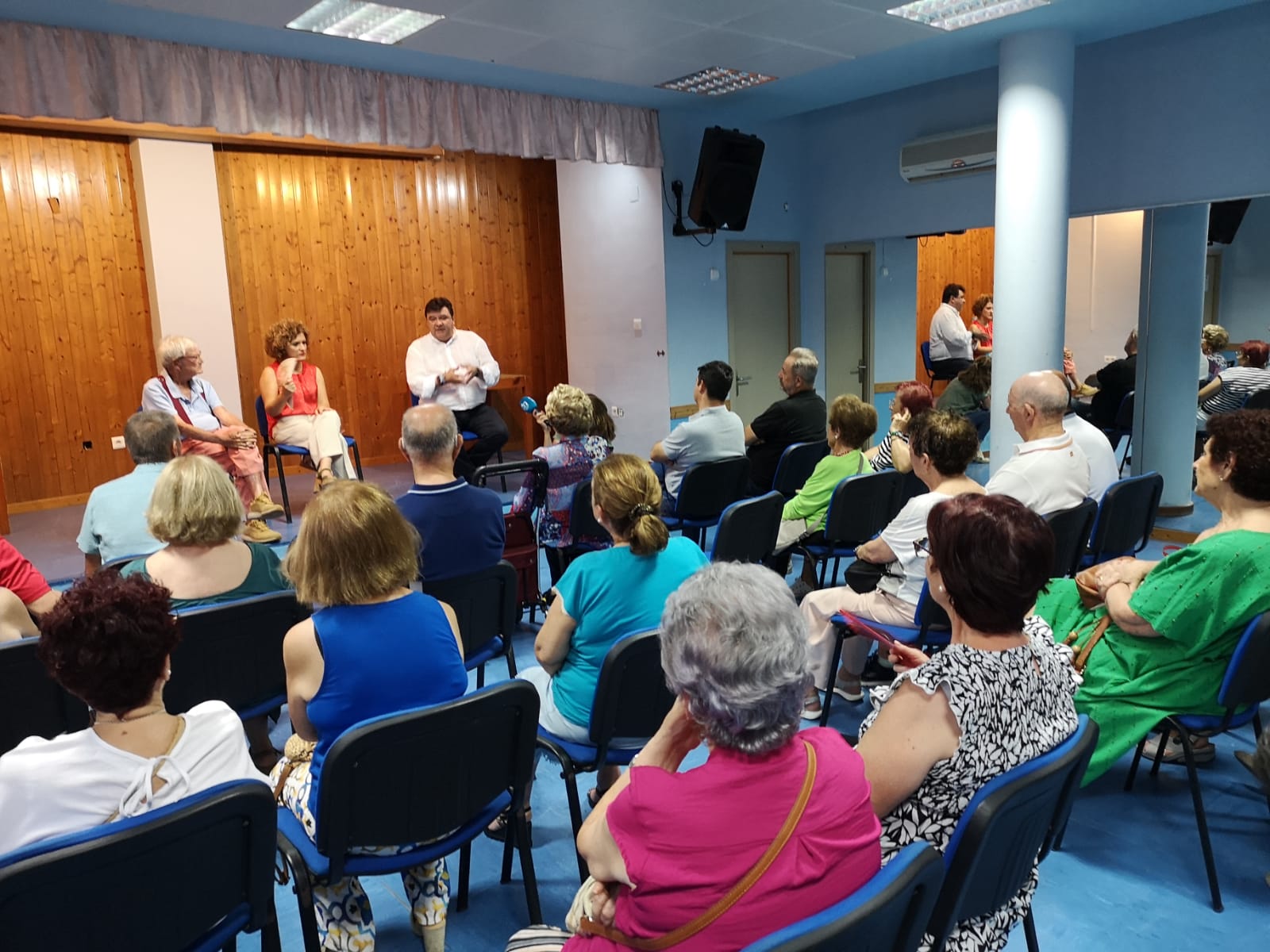 El PSOE afirma que la subida de 100 euros mensuales en las pensiones está en juego si el PP llega al Gobierno