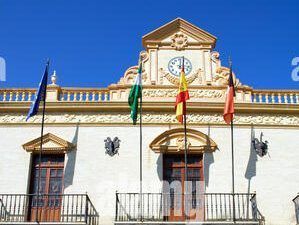 El PSOE de Ayamonte rechaza la obligatoriedad de que se derive a los pacientes al hospital privado de Lepe