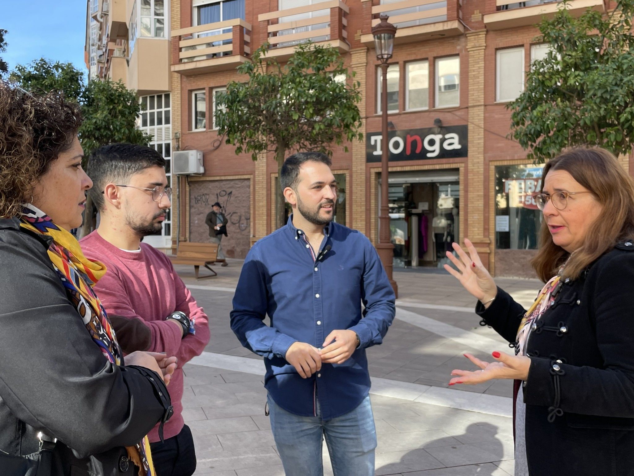 El PSOE lamenta que la Junta «se mofe» de los jóvenes de Huelva al «convertir en pesadilla» el Bono de Alquiler
