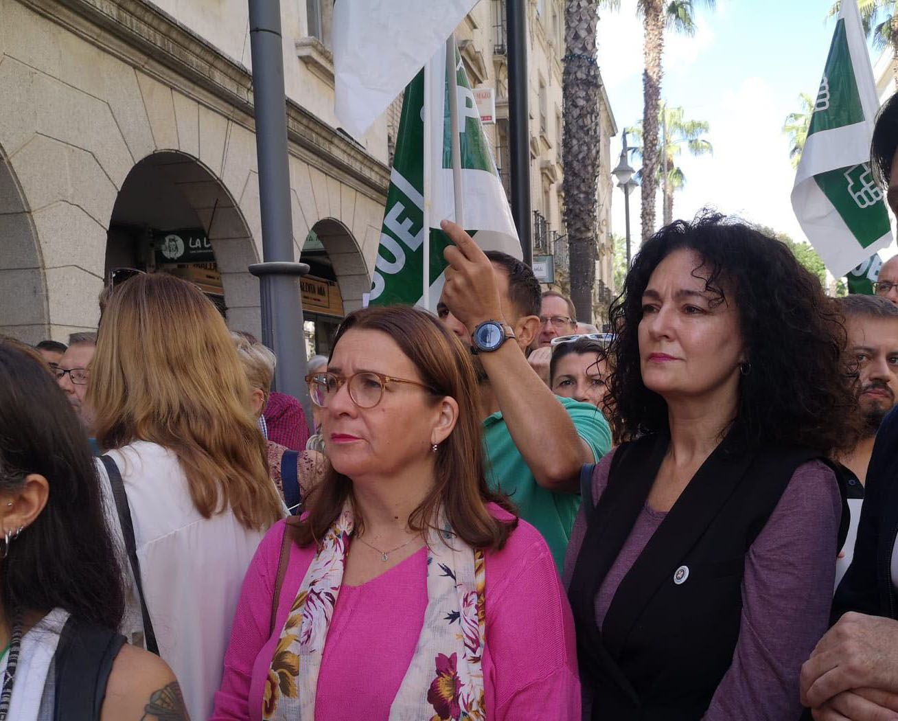 El PSOE de Huelva pide a Moreno Bonilla que deje de dañar la sanidad pública de Huelva, situándola entre las peores de España