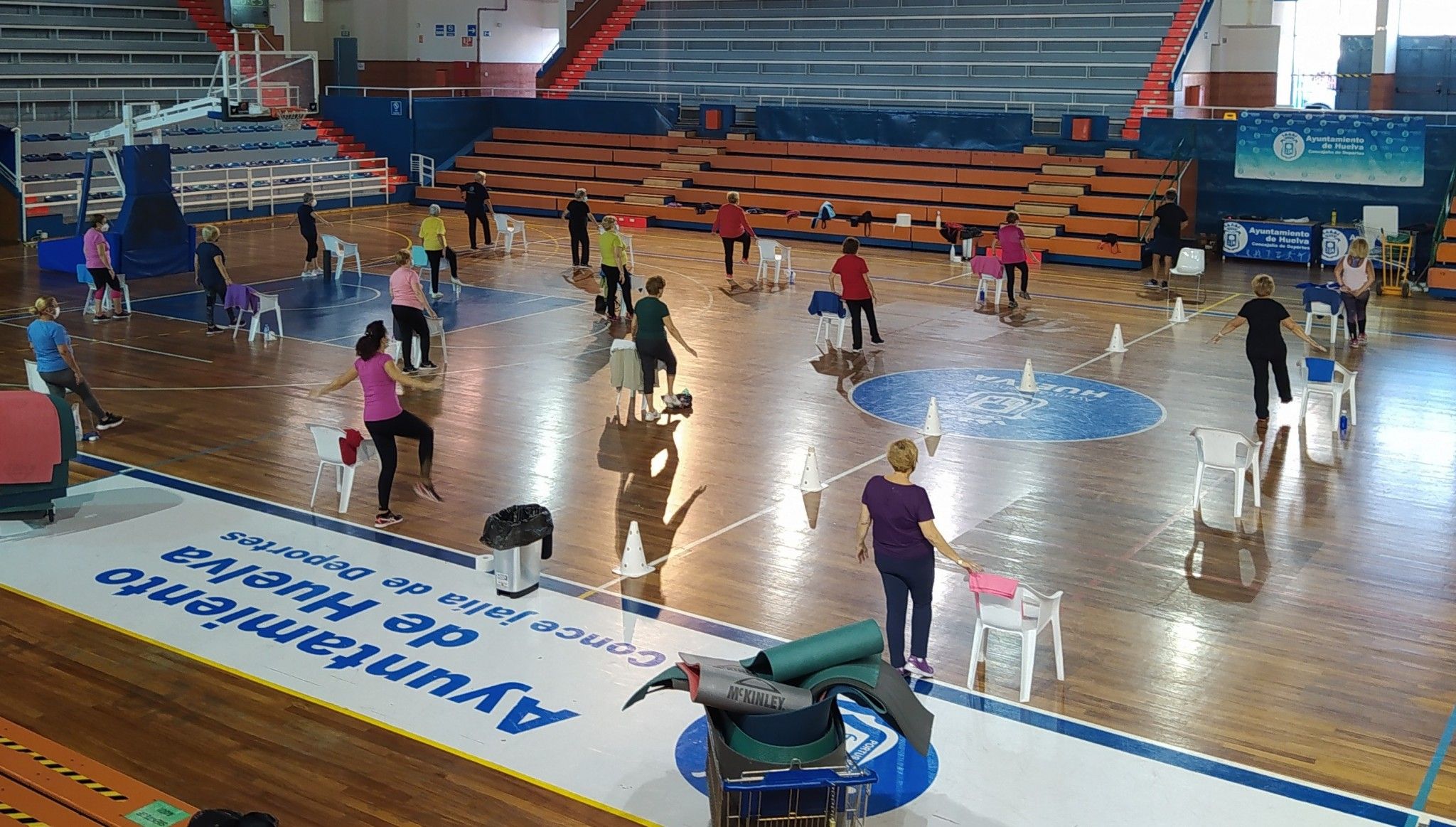 El PSOE denuncia que el Ayuntamiento ha eliminado la domiciliación de las cuotas de los polideportivos municipales “complicando el sistema de pago a sus 5.000 usuarios”