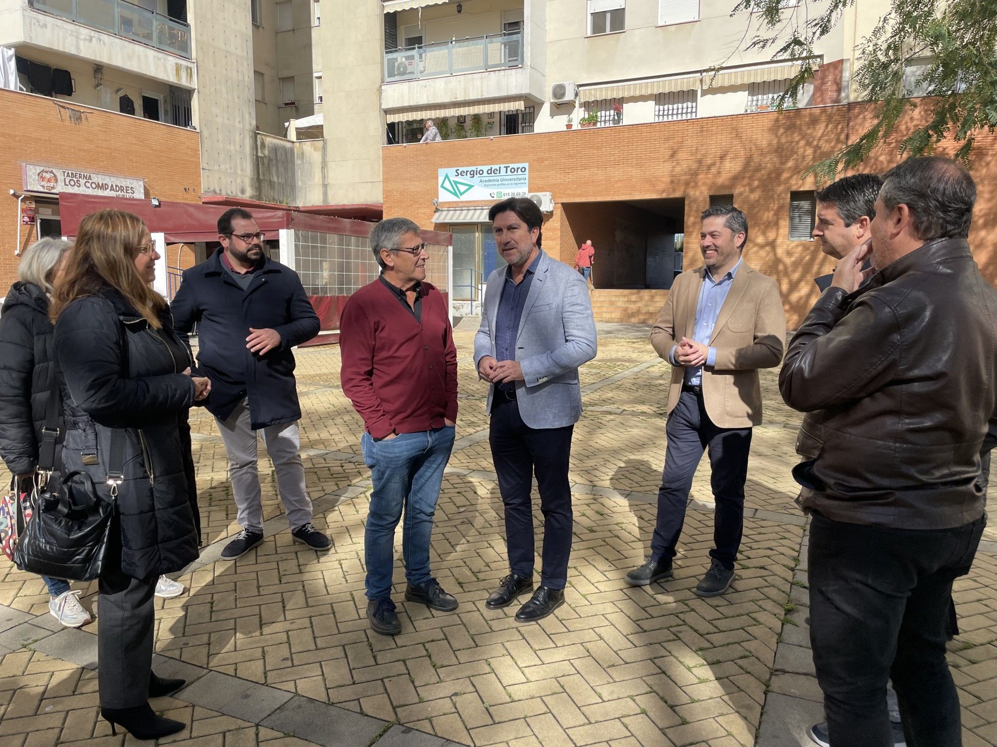 Enrique Gaviño acusa a la Junta de «maltratar» al sector de la Enfermería de la sanidad pública para «favorecer» a la privada