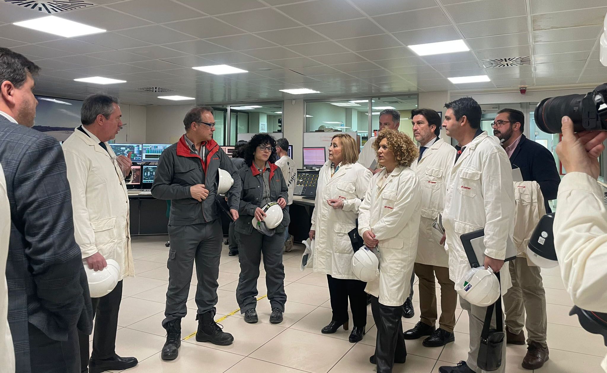 Juan Espadas apuesta por la alianza de la industria y las renovables para la creación de oportunidades y empleo en Andalucía