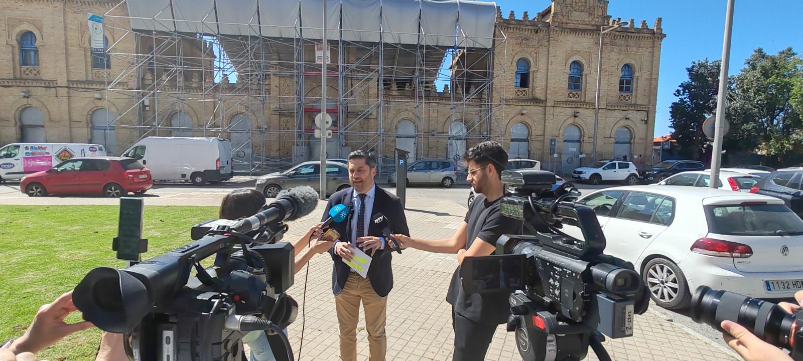 El PSOE denuncia que Pilar Miranda “expolia” el patrimonio de Huelva al “malvender” la antigua estación de Renfe