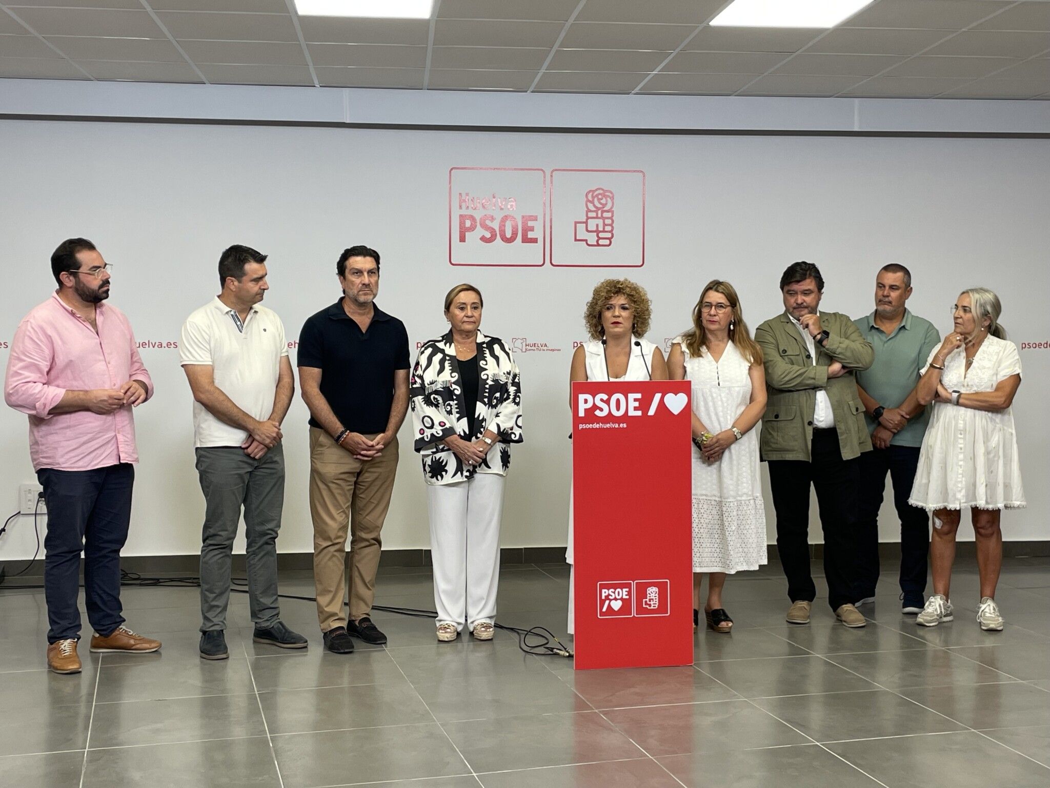 María Eugenia Limón lamenta la «mala gestión» de Juanma Moreno «que ha empobrecido a Huelva desde que es presidente»