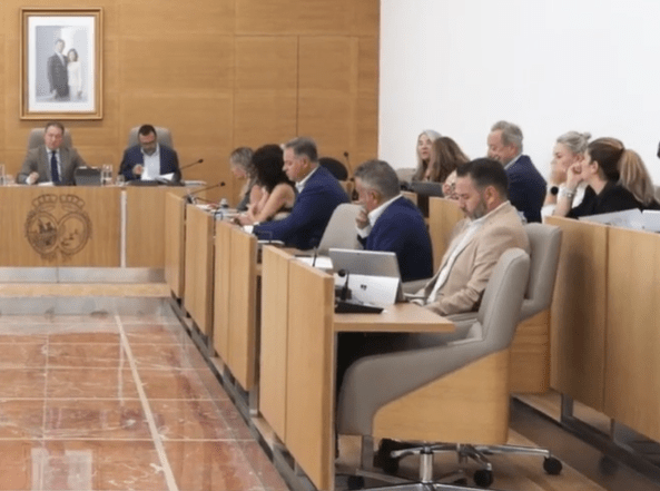 PSOE en Diputación reprocha que el PP rechace más medidas contra el virus del Nilo e instar a la Junta a bajar las ratios en los centros educativos