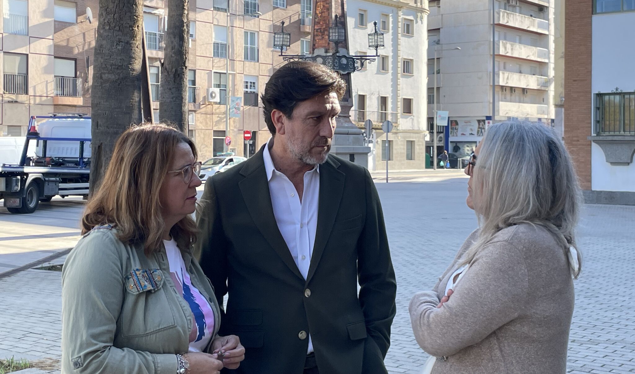 El PSOE apoya las manifestaciones de noviembre en defensa de la sanidad pública porque Andalucía «tiene las peores listas de espera»