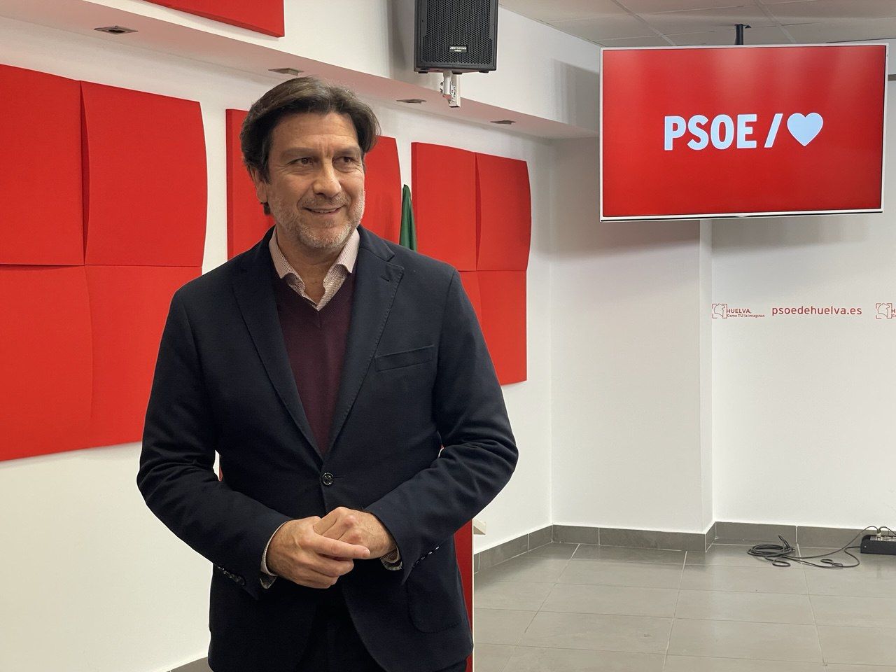 El PSOE de Huelva critica “el triunfalismo” del Gobierno de Moreno Bonilla ante el colapso de las listas de espera sanitarias