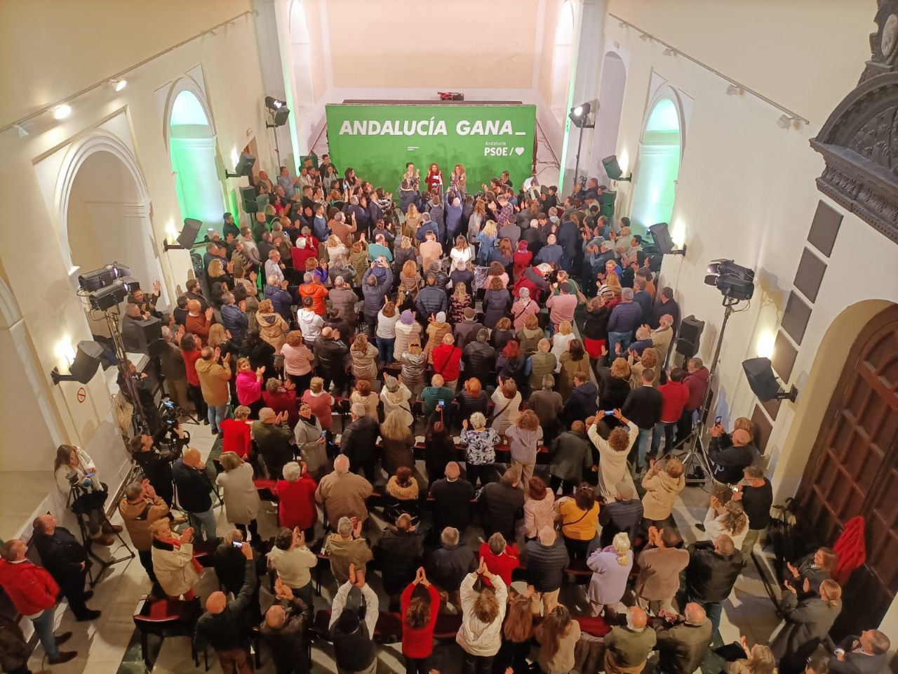 María Jesús Montero reivindica al PSOE-A “imparable” para que Andalucía “se levante” frente al “conformismo del PP”