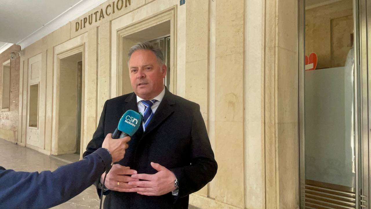 El PSOE denuncia el intento del PP de culpar al Ayuntamiento del estado del centro médico de Paterna cuando la responsabilidad es de Moreno Bonilla