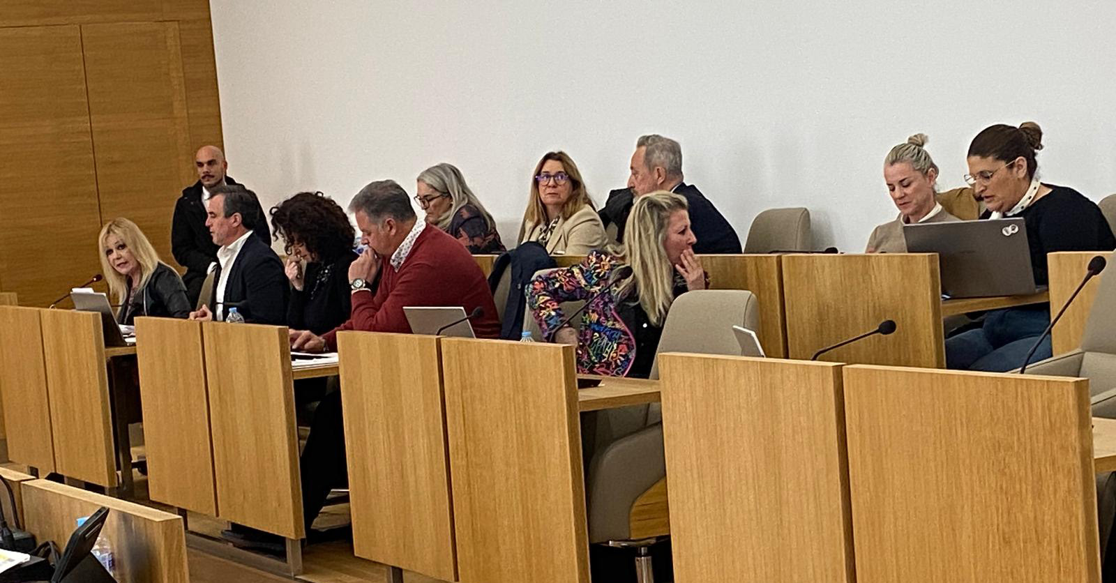 PSOE en Diputación reprocha que el PP vuelva a priorizar la compra de la antigua estación pese a la advertencia de posibles irregularidades