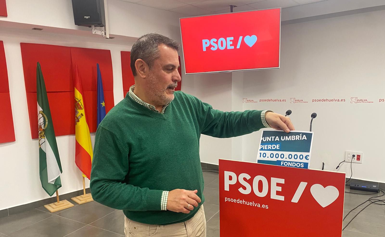 Jesús Ferrera alerta de la situación de “caos” en el Ayuntamiento de Punta Umbría por la “ineficacia del alcalde para generar ingresos”