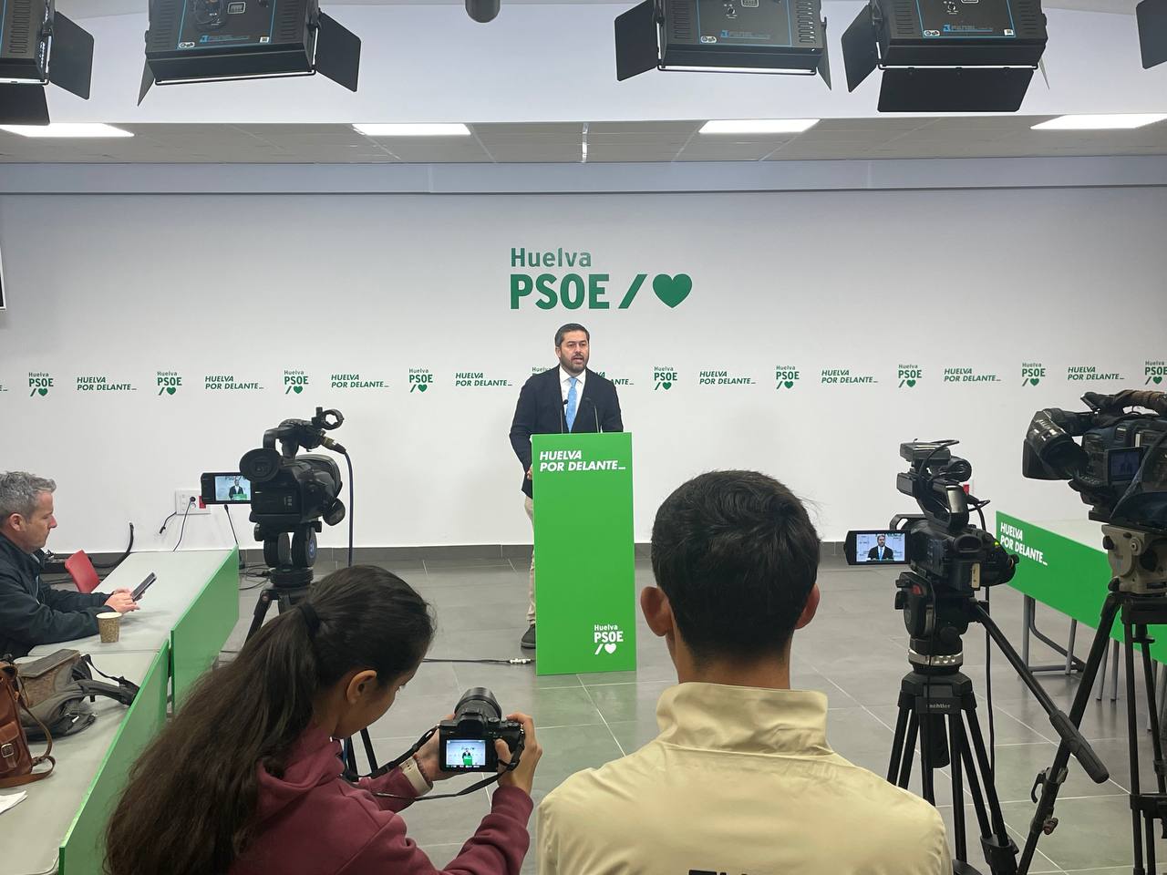 El PSOE llama a la movilización en defensa de la sanidad pública ante el desmantelamiento del Gobierno de Moreno Bonilla