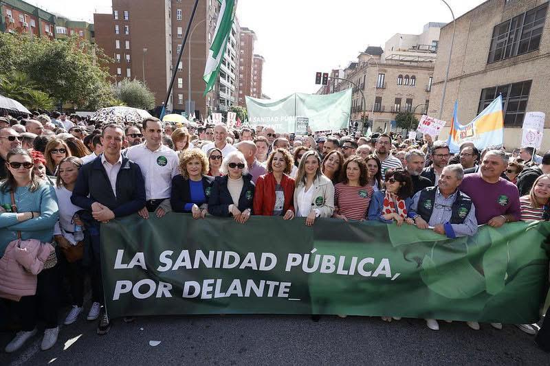 María Eugenia Limón: “Estamos en la calle porque defender la sanidad pública es defender la vida y la dignidad de los onubenses”