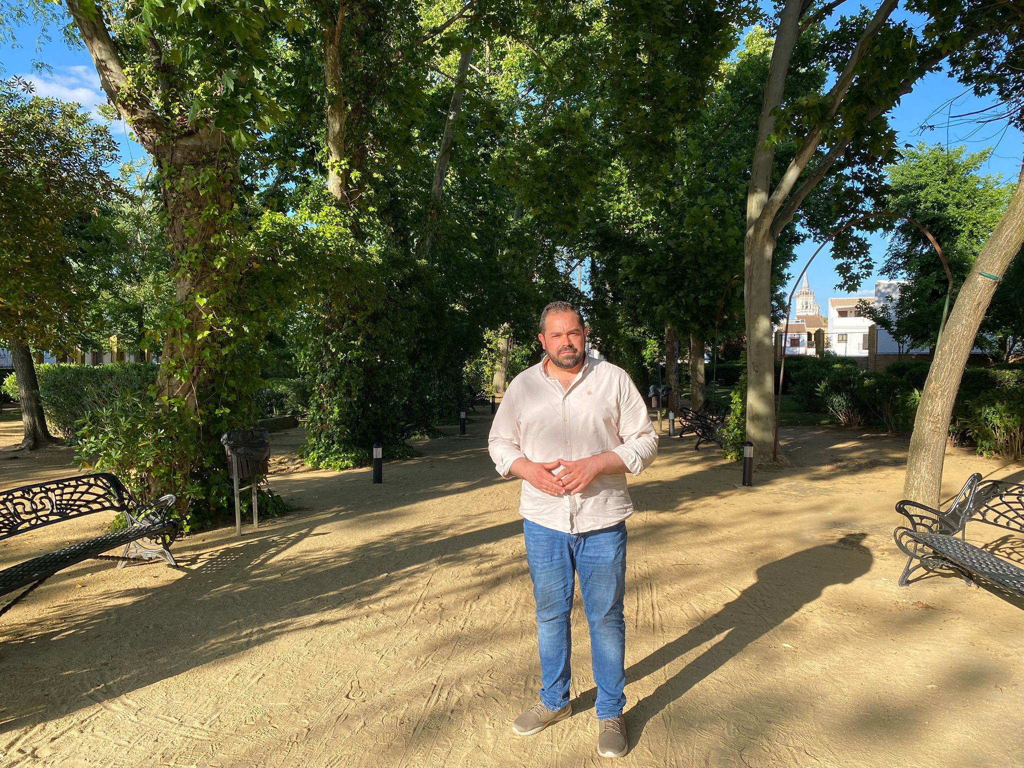 El PSOE de La Palma del Condado rechaza la construcción de una piscina en el Parque Manuel Díaz García y pide que se respete este pulmón verde del municipio