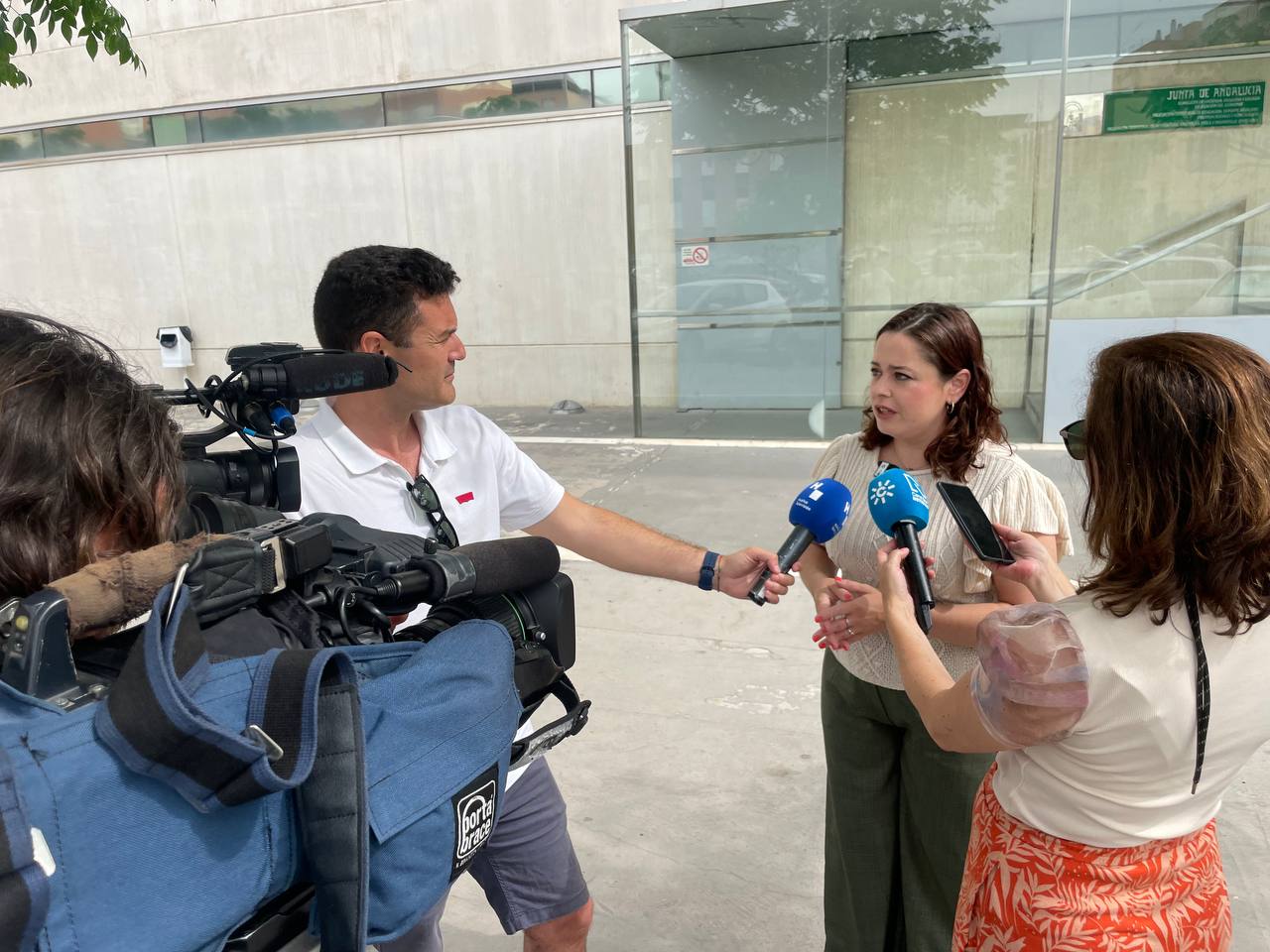 PSOE de Huelva pide a la Junta que cumpla con la bioclimatización en los centros escolares, los únicos edificios públicos sin acondicionar