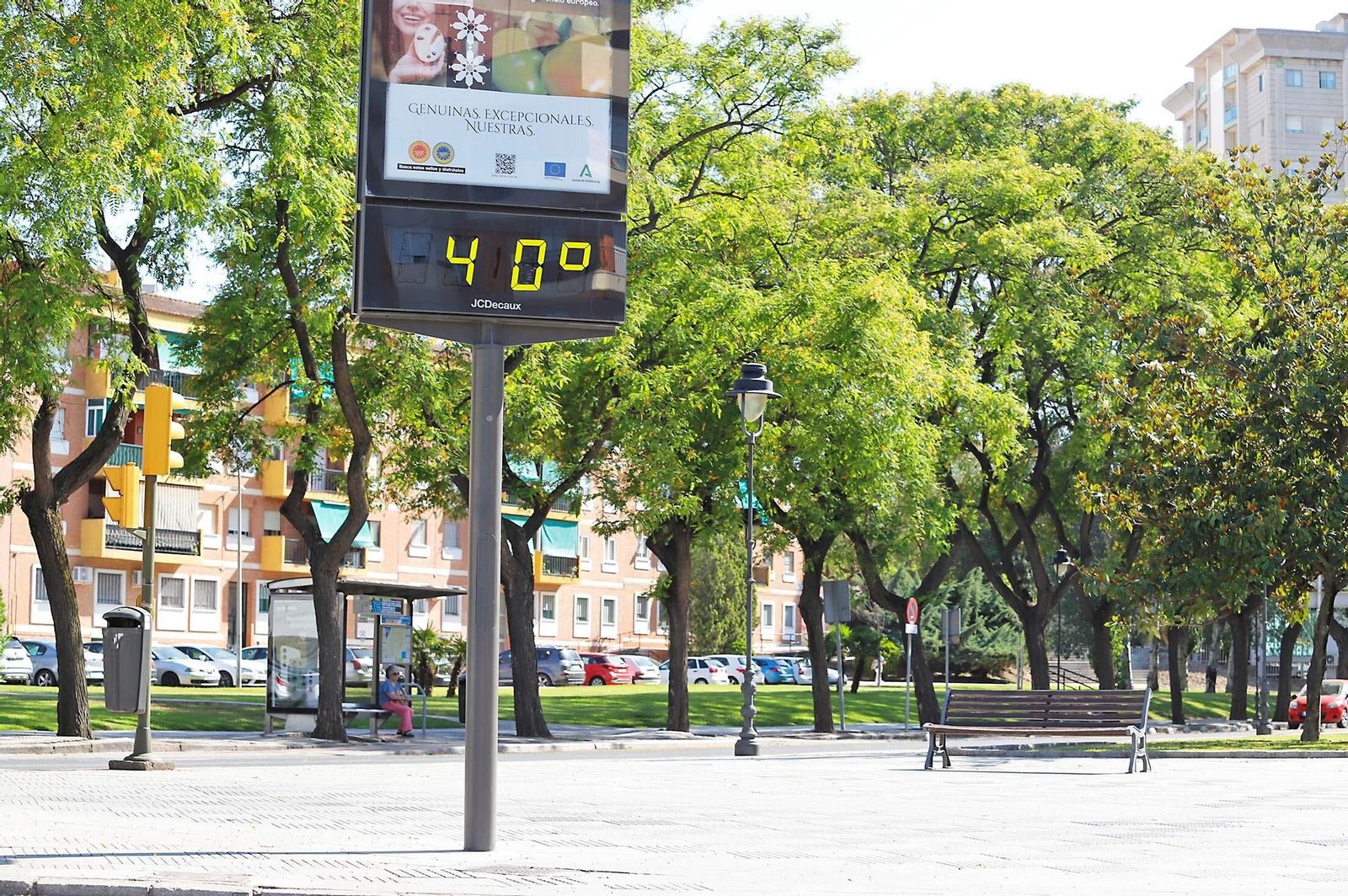El PSOE exige al Ayuntamiento de Huelva la reposición inmediata de los termómetros públicos ante la llegada del verano