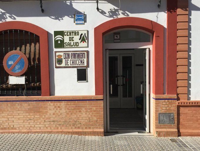 El PSOE de Chucena denuncia la situación límite del centro de salud y acusa a la Junta de desmantelar la atención primaria para favorecer a la sanidad privada