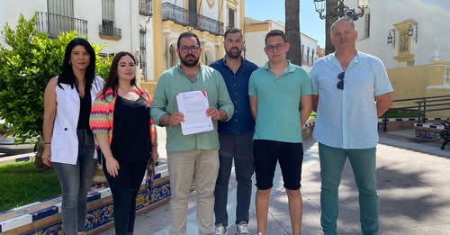 El PSOE de La Palma denuncia la «quiebra económica» del Ayuntamiento mientras la alcaldesa del PP «elude debatir la siuación»