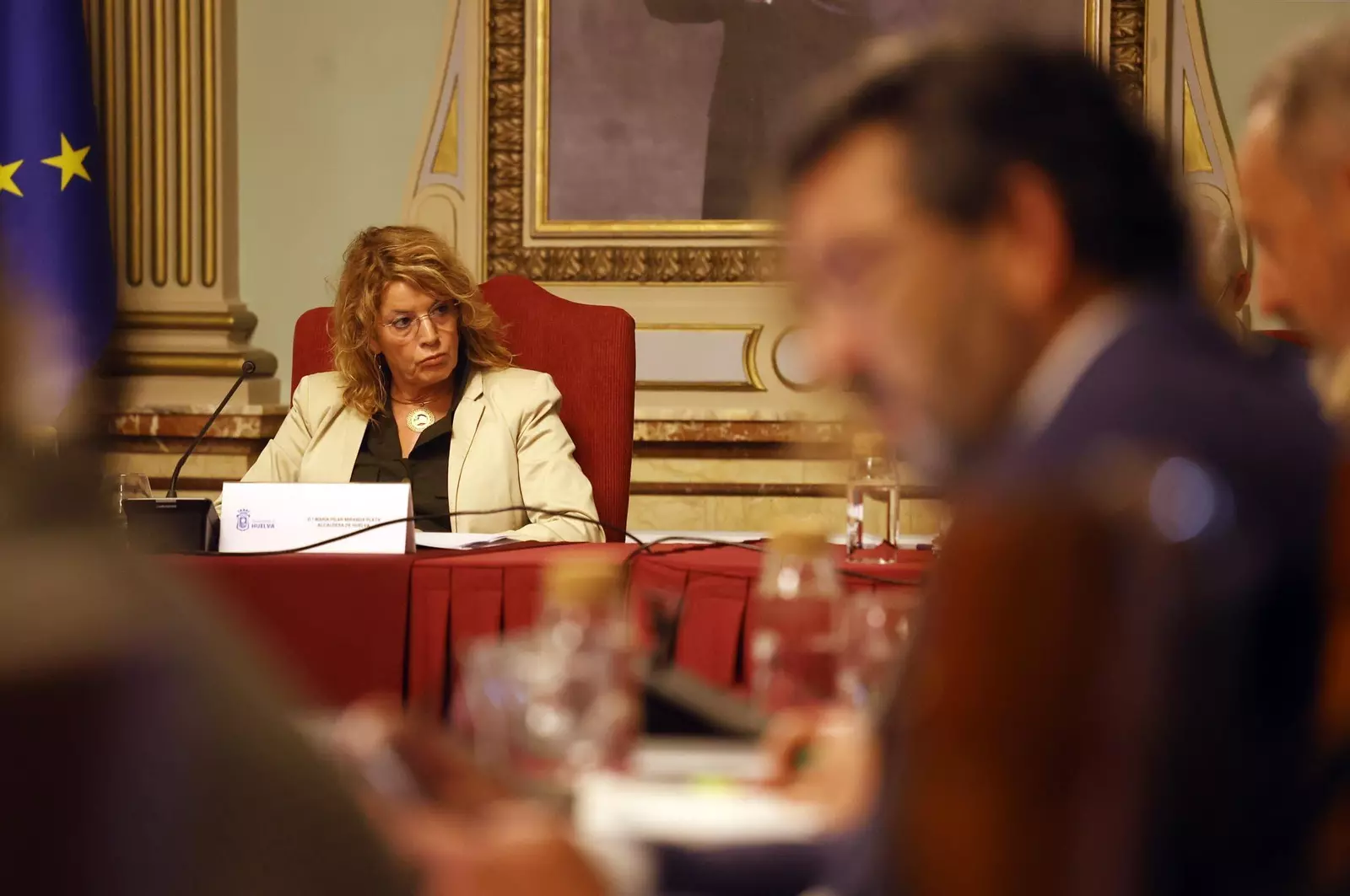 El PSOE lleva al pleno el “despilfarro” de Pilar Miranda en el alquiler de un coche oficial de lujo
