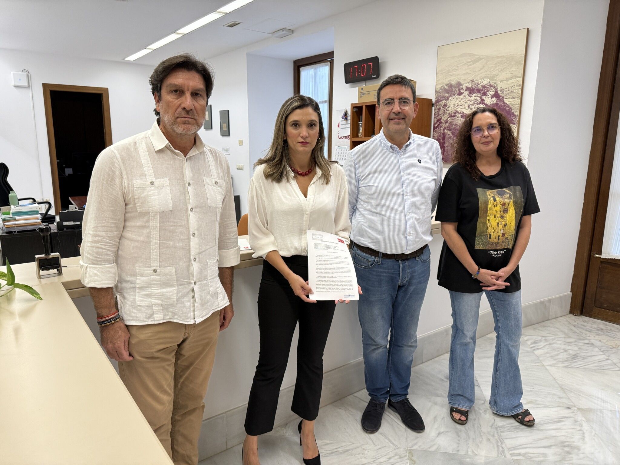 El PSOE propone un Plan Andaluz contra el abandono de équidos en carreteras