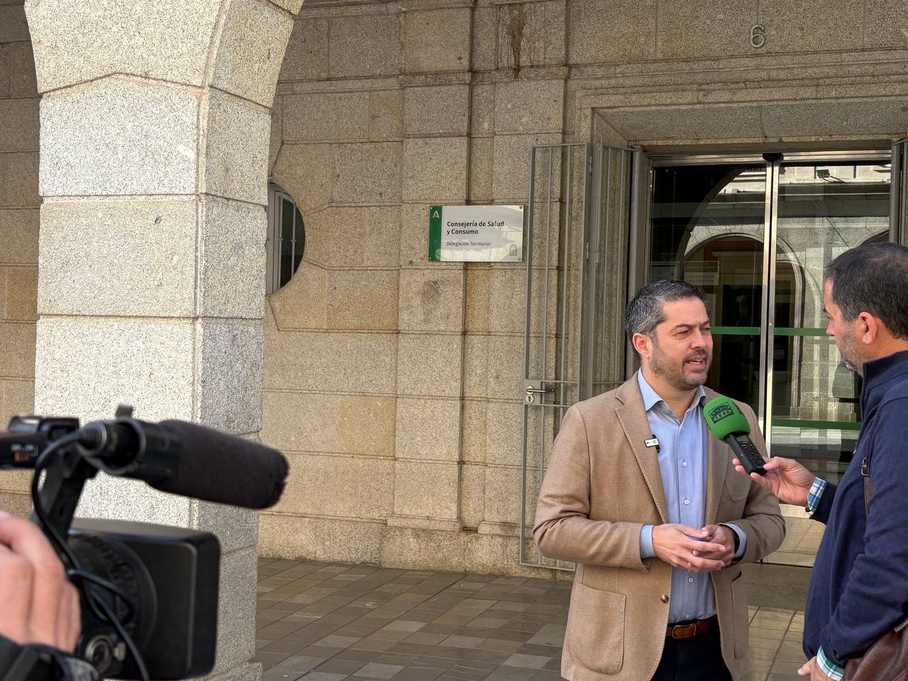 PSOE pide dimisión de la concejala del PP Hinojos por «argumentario sobre cribados que se repite en otros pueblos»