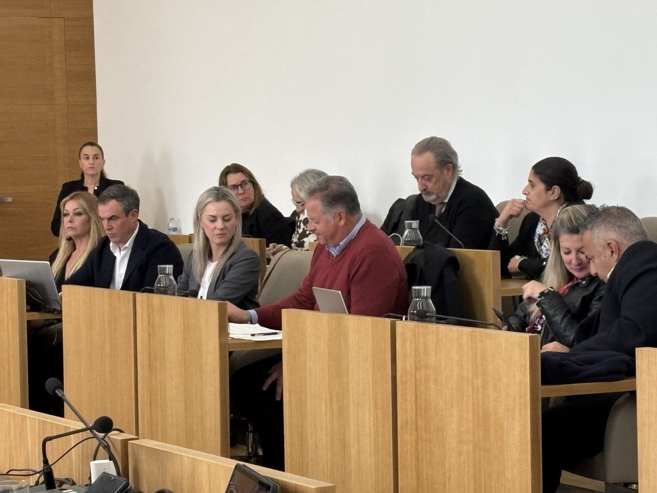 El PP en Diputación consuma su desprecio a la provincia rechazando ayudar a los pueblos ante emergencias climáticas y salvar la sanidad pública