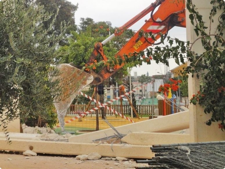 PSOE lamenta que PP e IU acuerden seguir adelante con la apertura de la carretera en el parque a pesar de la opinión de los vecinos