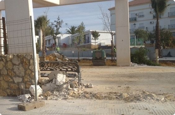 El PSOE acusa al PP de ensañarse con la destrucción de todo lo que crearon los socialistas en sus años de gobierno