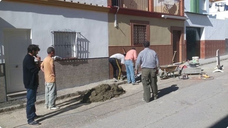 PSOE destaca los 44 empleos creados en el municipio gracias a los planes de empleo de la Diputación Provincial y la Junta de Andalucía