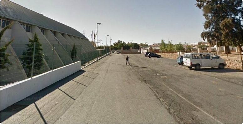 PSOE denuncia la inseguridad para peatones y vehículos en la zona del recinto ferial y exige al alcalde  la urgente reparación de la señalización
