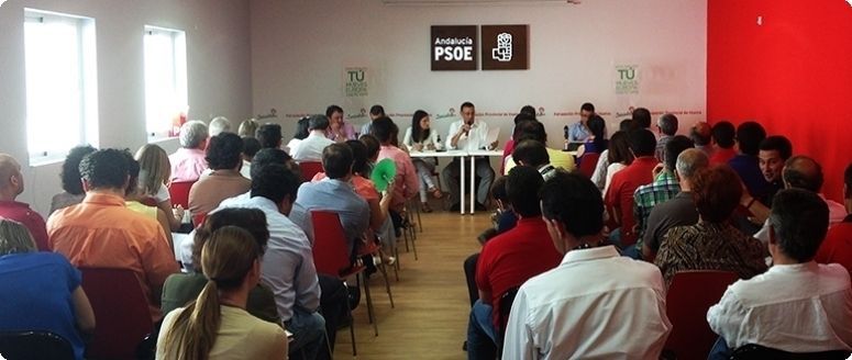 PSOE destaca los más de 55 millones que la Junta pondrá en manos de alcaldes del PP para crear empleo joven y pide al Gobierno central un plan similar